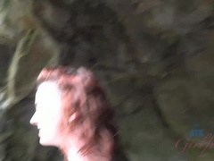 Leie, Blasen, Sperma im mund, Freundin, Piercing, Pov, Abendanzug, Titten