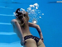 素人, お尻, ブロンド, 女, 彼女, 一人, ティーン, 水中