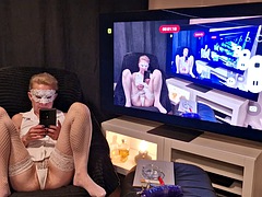 Ondergoed, Masseren, Masturbatie, Moeder die ik wil neuken, Tepels, Pools, Tieten likken, Vrouw