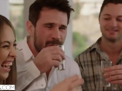 Cunnilingus, Lamer culo, Sexo duro, Pequeña, Estrella porno, Coño, Montar, Trio