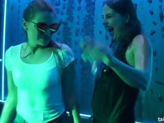 Tanzen, Puppe, Handjob, Hardcore, Interrassisch, Masturbation, Party, Swingers