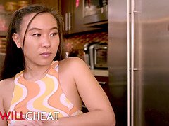 Asiatisch, Braunhaarige, Betrug, Hd, Küssen, Titten, Spielzeuge, Vibrator