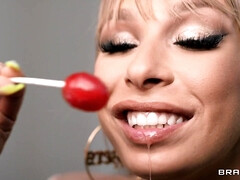 デカ尻, フェラチオ, チン, ハードコア, 異人種間, 淫乱熟女, オマンコ