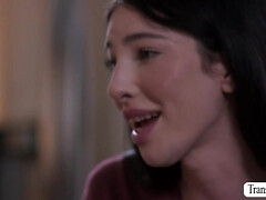 Grote mammen, Pijpbeurt, Diep in de keel, Hd, Likken, Kut duiken, Shemale