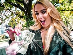 Culo grande, Verga grande, Rubia, Mamada, Estilo perrito, Dinero, Tetas naturales, Adolescente