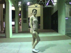 Tanzen, Extrem, Klaffend, Masturbation, Monster, Orgasmus, Solo, Unter dem rock