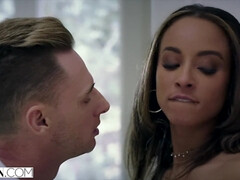 Lécher le cul, Gros seins, Noire, Éjaculation interne, Léchez, Chatte, Chevaucher, Plan cul à trois