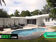 Wohlbeleibte schöne frauen, Grosser arsch, Grosse titten, Blondine, Riesig, Muschi, Stiefmutter, Flotter dreier