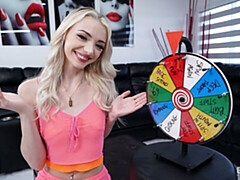 18 años, Verga grande, Rubia, Mamada, Estilo perrito, Tetas naturales, Adolescente, Tetas