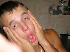 Sucer une bite, Doigter, Branlette thaïlandaise, Embrassement, Rasée, Maigrichonne, Adolescente, Nénés