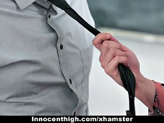 Brunette brune, Collège université, Tir de sperme, Nénés