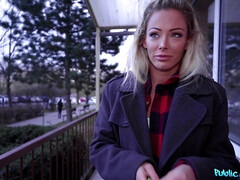 Leie, Amerikanisch, Arsch, Blondine, Im freien, Piercing, Pov, Tätowierung