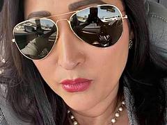 Enthousiasteling, Grote lul, Grote mammen, Latijnse vrouw, Moeder die ik wil neuken, Gezichtspunt, Slet, Tieten likken