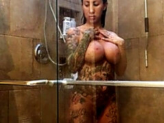 Amateur, Gros seins, Plantureuse, Maman, Douche, Nénés