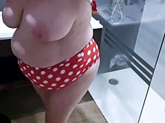 ぽっちゃり, イギリス人, お婆さん, Hd, 自家製, 自然山雀, 放尿, 垂れ乳