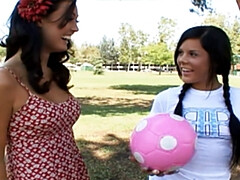 Enthousiasteling, Hd, Lesbisch, Masseren, Gezichtspunt, Kut duiken, Tiener, Speelgoed