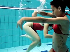 Bikini, Fetisch, Lesbisch, Im freien, Öffentlich, Dusche, Solo, Titten