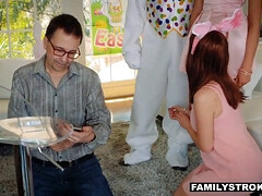 Sucer une bite, Brunette brune, Poilue, Branlette thaïlandaise, Hd, Petite femme, Fils, Adolescente