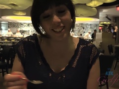 お尻, ブーツ, 茶髪の, 彼女, 手コキする, ハメ撮り, ショートヘア, 喫煙