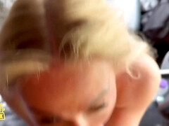 Culo grande, Tetas grandes, Mamada, Tetona, Coche, Monstruo, Tetas naturales, Tetas