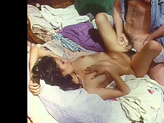 Американки, Минет, Брюнетки, Семяизвержение, Волосатые, Втроем, Винтаж