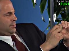 Grote lul, Grote mammen, Pijpbeurt, Bruinharig, Sperma shot, Hardcore, Moeder die ik wil neuken, Tieten likken