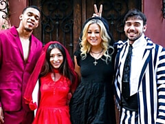 18 años, Culo grande, Tetas grandes, Mamada, Estilo perrito, Cuadrupleta, Flaco, Adolescente