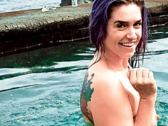 Belle grosse femme bgf, Grosse, Doigter, Béant, Mère que j'aimerais baiser, De plein air, Piscine, Nénés