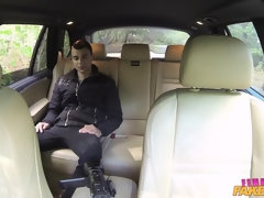 Leie, Blasen, Auto, Frau, Lecken, Im freien, Pov, Muschi