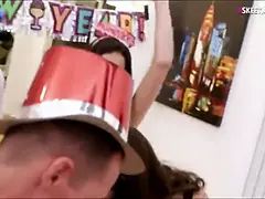 Красотки, Большой член, Брюнетки, Хд, Чудовищные размеры, Оргии, Вечеринка, Молоденькие