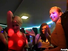 Leie, Cfnm, Kehlenfick, Gruppe, Hd, Lingerie, Strümpfe, Swingers