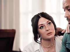 Grosse bite, Sucer une bite, Brunette brune, Groupe, Hard, Interracial, Orgie, Voyeur