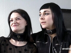 Enthousiasteling, Bondage discipline sadomasochisme, Gebondenheid, Huisgemaakt, Lesbisch, Likken, Billekoek, Speelgoed