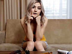 Любители, Большая жопа, Пальцем, Мастурбация, Тощие, Соло, Стриптизерша, Игрушки