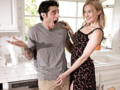 Culo grande, Verga grande, Tetas grandes, Rubia, Mamada, Pajear, Lamidas, Madres para coger