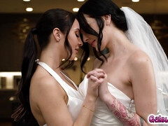 Черные, Брюнетки, Фут фетиш, Поцелуи, Белье, Киски, Молоденькие, Сиськи