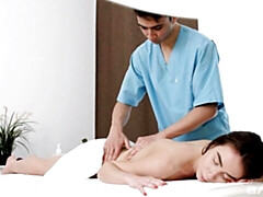 Kont, Bruinharig, Hondjeshouding, Masseren, Natuurlijke tieten, Mager, Tiener, Tieten likken