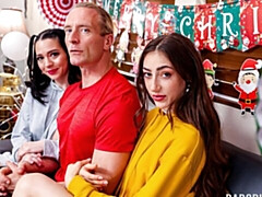 18 años, Culo grande, Tetas grandes, Mamada, Estilo perrito, Ffm, Pov, Adolescente