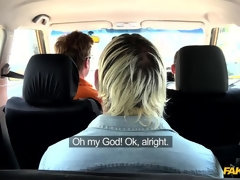 Amateur, Culo, Mamada, Coche, Estilo perrito, Pajear, Al aire libre, Coño