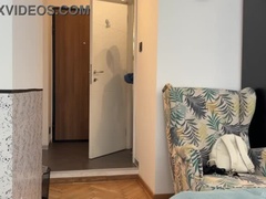 Grote kont, Flashing, Naakt