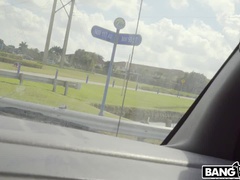 Amateur, Sucer une bite, Bus, En levrette, Hd, Fille latino, Chevaucher, Rasée