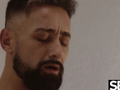 Mamada, Amarrada, Estilo perrito, Rostro sentado, Penetracion con dedos, Orgasmo, Chupando, Trio