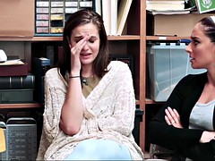 異人種間, ラティーナ, ポリス