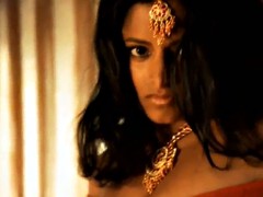 Braunhaarige, Indisch