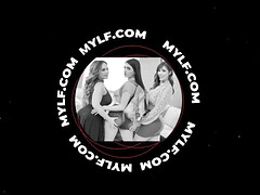 Hd, Lesbisch, Moeder die ik wil neuken, Doordringend, Anaal likken, Tiener, Trio, Tieten likken