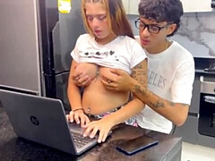 Leie, In den arsch, Arsch, Selbstgemacht, Latina, Taboo, Jungendliche (18+), Titten