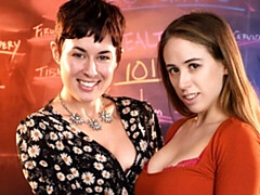 Stellung 69, Grosser arsch, Fingern, Lecken, Lingerie, Rasiert, Jungendliche (18+), Titten