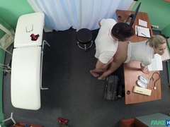 Amateur, Cul, Médecin, En levrette, Branlette thaïlandaise, Léchez, Infirmière, Uniforme