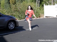 デカ尻, 黒人, フェラチオ, イく瞬間, 顔射, 指いじり, 異人種間, 天然