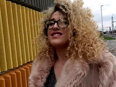 Culo, Rubia, Mamada, Tetas naturales, Perforación, Pov, Público, Tatuaje